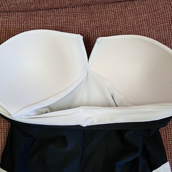 NWOT Gamiss One Piece Swim Suit - Picture 4 of 6